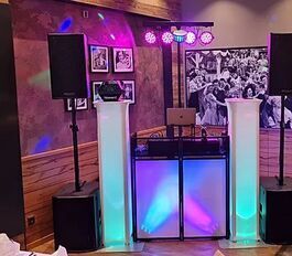 DJ-Aufbau bei einer Hochzeit im Gasthaus Zur Linde in Rinteln-Todenmann