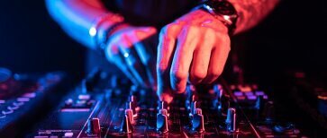 DJ für ausgelassene Events