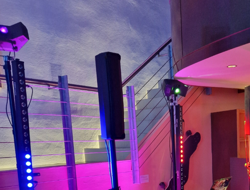 Party_in_der_Kupferbar_Herford (beschnitten)