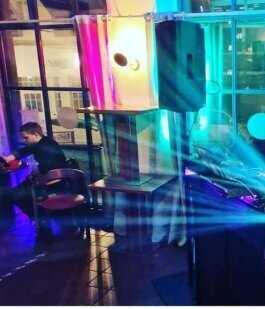 Licht & Beats! ???? Dein DJ macht die Party perfekt!