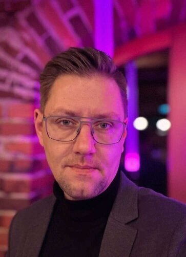 DJ Stefan Masur – Professioneller Hochzeits- & Event-DJ im Portrait