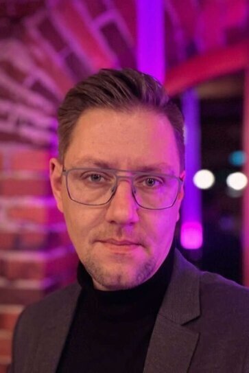 DJ Stefan Masur – Professioneller Hochzeits- & Event-DJ im Portrait