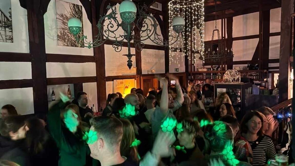 Tanzfläche bei einer Geburtstagsfeier mit DJ von Musicdreams