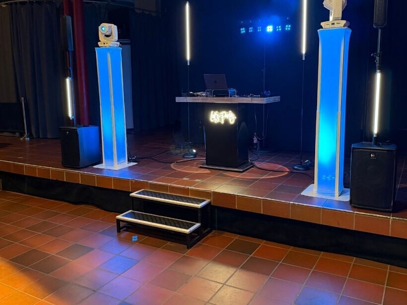Hochzeit Blog Bild: Musik und romantische Atmosphäre bei einer Hochzeitsfeier in der Ravensberger Spinnerei Bielefeld